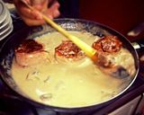 A picture of step 8 of Filet Mignon with mushrooms sauce.