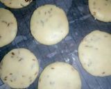 A picture of step 5 of Zeera biscuits.