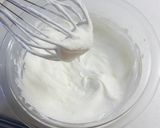 A picture of step 9 of Strawberry Mousse.