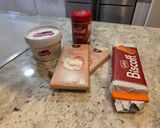 Foto del paso 1 de la receta: Turrón de chocolate blanco relleno de Lotus