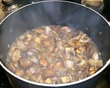 A picture of step 4 of Mike's EZ Onion Mushroom Soup.