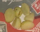 A picture of step 1 of Potato smiley.