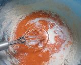 A picture of step 3 of Orange Wheat Cupcakes😋.