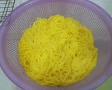 Hình bước làm 1 của món Mì vàng xào bò
