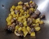 Foto langkah ke 3 dari resep #122. Ayam Kentang Kecap.