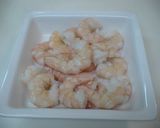 A picture of step 3 of Plump Shrimp with Chili Sauce.