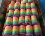 Foto langkah ke 6 dari resep Rainbow rollcake.