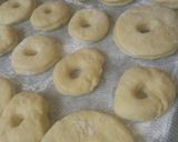 A picture of step 7 of Taste Doughnuts.
