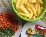 A picture of step 1 of STIR FRY POTATOES by maryumms_cuisine🌸.
