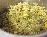 A picture of step 4 of Sweet corn and Spinach pulao.