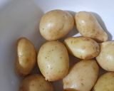 Une image de l'étape 2 de Pomme de terre grillée au four.
