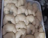 Foto del paso 3 de la receta: Medialunas fácil de hacer 🥐🥰