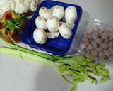 Foto del paso 1 de la receta: Falso cuscús de coliflor con albóndigas