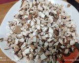 Foto del paso 1 de la receta: Canelón de salmón con duxelles grasa de portobellos
