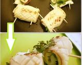 A picture of step 3 of Chrysanthemum Greens and Cheese Rolled in Chikuwa Fish Sticks.