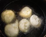 A picture of step 4 of Crispy & Soft Banana Potato Starch Donuts.