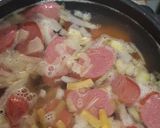 Foto langkah ke 4 dari resep 67. Sop makaroni sosis (SoMaSi).