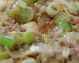 A picture of step 6 of Microwave-Steamed Ground Beef and Tofu.