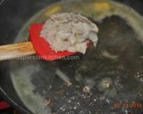 A picture of step 4 of Garlic Soup سوپ سیر.