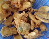 Gambar langkah 3 resipi Sayur Celup Tepung.