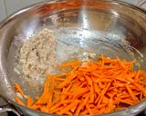 A picture of step 4 of 212. Fried Vermicelli.
