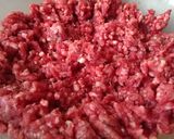 A picture of step 3 of Ground beef soup with noodles.