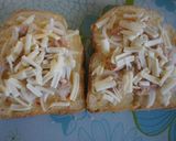 A picture of step 4 of Sweet Onion and Sweet Chili Sauce On Toast.