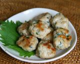 A picture of step 7 of Shiso Leaf Tsukune with Salt Sauce.