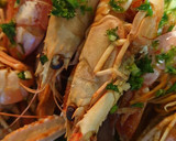 Foto del paso 5 de la receta: Mezcla de gambas y cigalas al horno