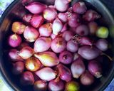 Foto del paso 6 de la receta Cebollitas morunas en vinagre con toques aromáticos