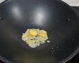 Foto langkah ke 1 dari resep Tumis Brokoli udang.