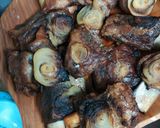 Sült oldalas tört krumplival recept fázis 2 fotója