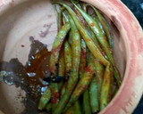A picture of step 3 of Smoked Cluster beans.
