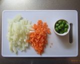 A picture of step 1 of Special Edition Unique Dry Curry.