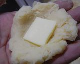 A picture of step 3 of Cheesy Mashed Potato Pork Rolls.