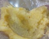 A picture of step 1 of Pineapple crushed chia seeds drink.