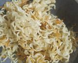 A picture of step 4 of Chicken manchow soup.