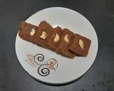 A picture of step 4 of Gudh Papadi.