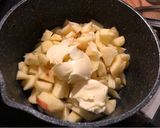 A picture of step 2 of Apple sauce (Filling for mini apple pie).