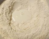 A picture of step 1 of Soda farls.