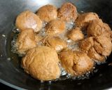 उड़ीसा के कुरकुरे खस्ता गुलगुले (orissa ke kurkure khasta gulgule recipe in Hindi) रेसिपी चरण 8 फोटो