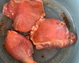 Foto del paso 2 de la receta: Pollo con verduras muy sencillo y con muy pocos ingredientes