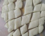A picture of step 4 of Maida Shakkar Paras.