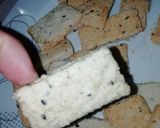 Foto del paso 2 de la receta: Galletita tipo cracker veganas light