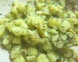 Hagymás petrezselymes burgonya recept fázis 3 fotója