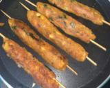 ஸ்மூகேட் வாழைக்காய் ஸ்கெவெர்ஸ் / smooked banana skewers ரெசிபி ஸ்டேப் 5 புகைப்படம்