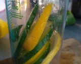 Foto langkah ke 3 dari resep Infused Water Lemon,Timun,Jahe dan Daun mint.