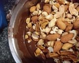 Foto del paso 2 de la receta: Turrón de choco-café y frutos secos 🍫🥜☕️