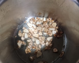 Foto del paso 1 de la receta: Sopa de ajo de pescado