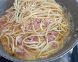 A picture of step 1 of Spaghetti Frittata.
